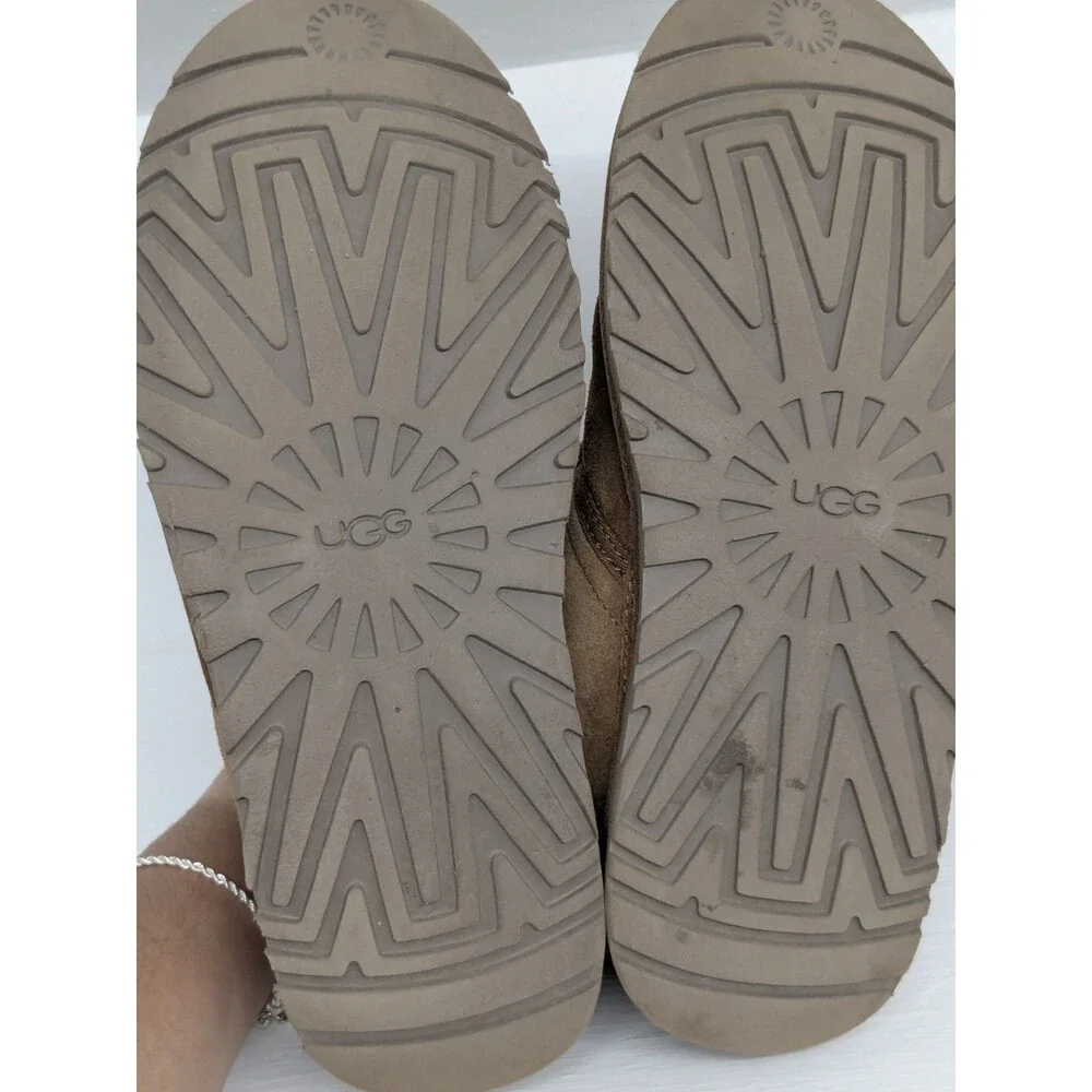UGG Neumel Brown Chestnut  Suede Chukka Classic Boots Women’s Size 10 Men’s 8 - Picture 10 of 10
